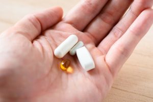 抜け毛予防に効く?!自然成分を含む育毛サプリ